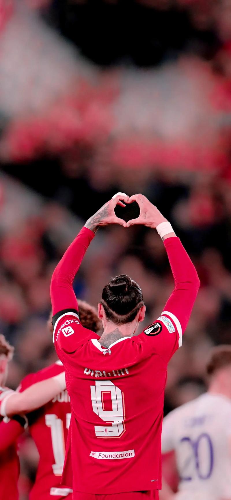 恩佐：我梦想有一天成为阿根廷国家队队长；会全力卫冕世界杯