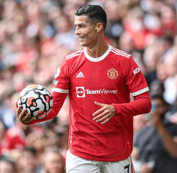 王钰栋首个主力赛季表现：共12球5助攻，荣膺中超本土金靴