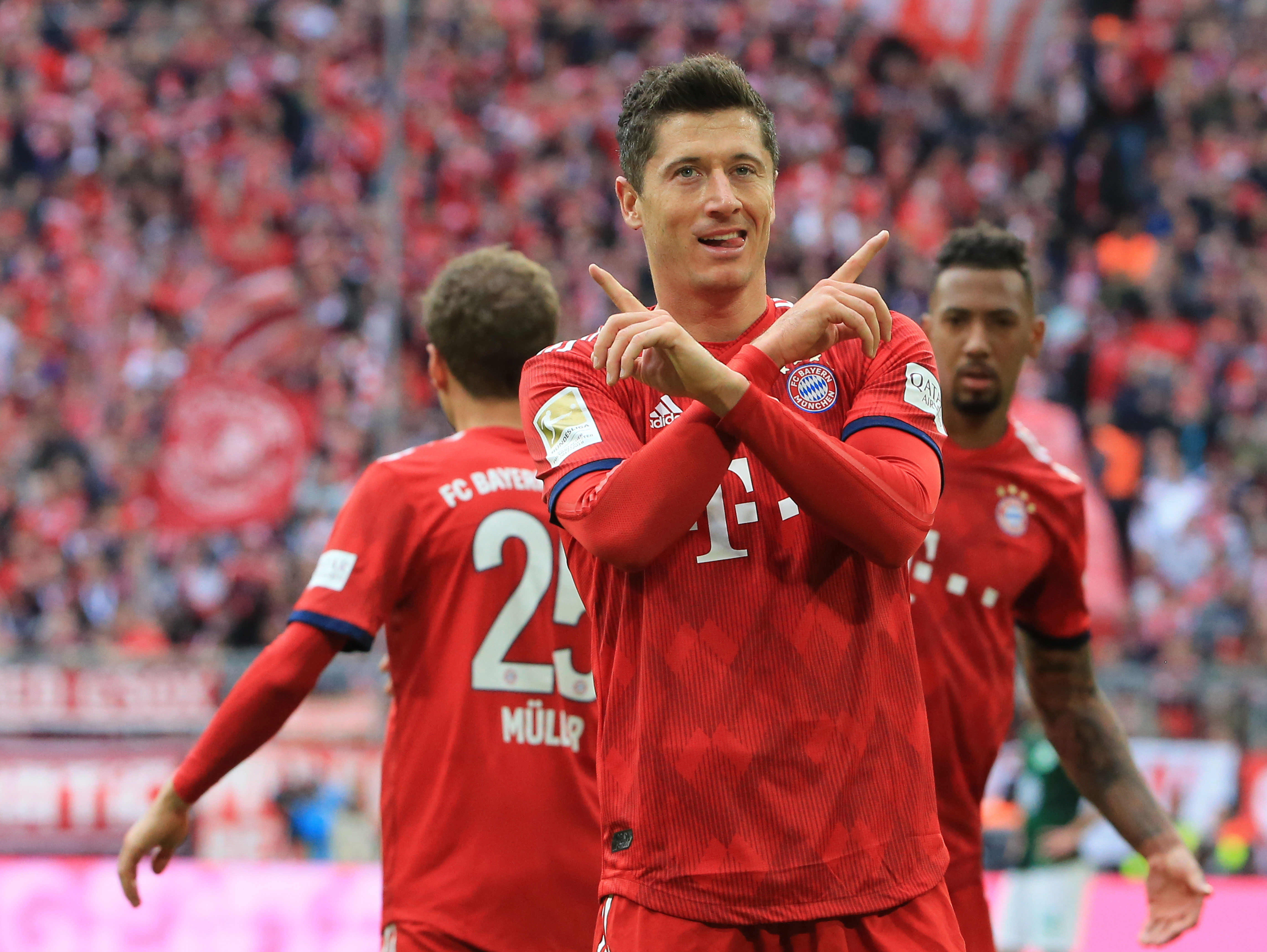 荷兰足协官方：小克鲁伊维特因伤缺战立陶宛，已经返回俱乐部