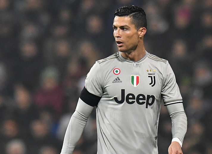 篮球CBA官方公布比赛精彩瞬间