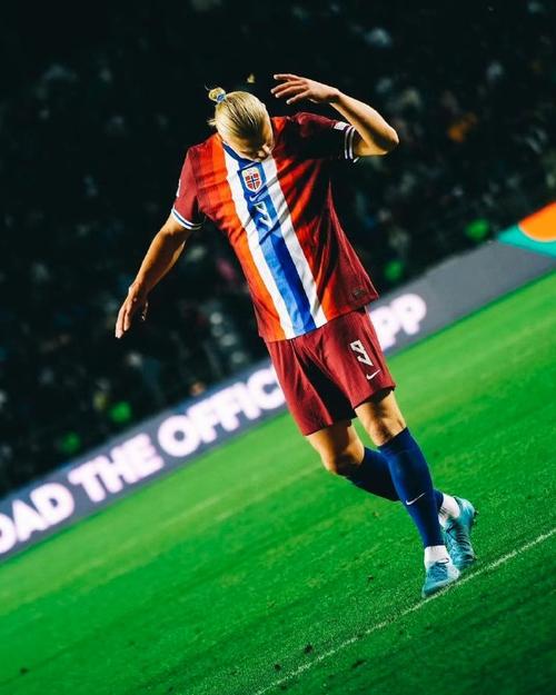 荣耀加身！大连可为夺季军直通中乙，教练球员揽获多个奖项